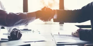 5 Tips for Negotiating in English (Without Sounding Too Aggressive or Too Passive)